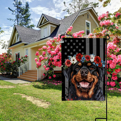 Rottweiler Dog Breed Patriotic House Flag, USA American Flag with Rottweiler