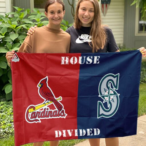 Cardinals vs Mariners House Divided Flag, MLB House Divided Flag