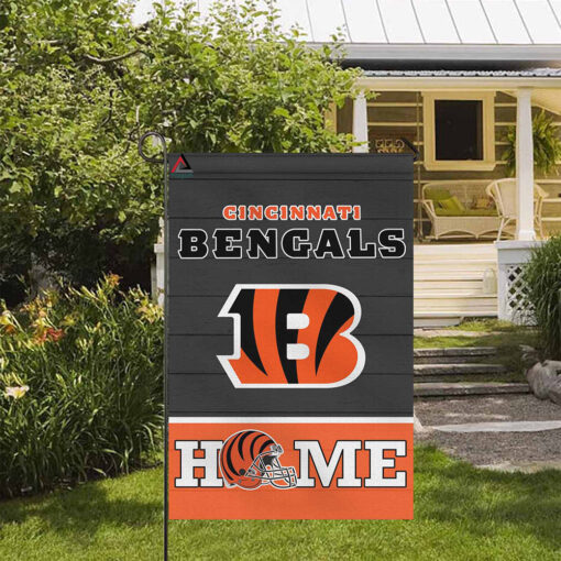 Cincinnati Bengals Football Flag, Who Dey Mascot Personalized Football Fan Welcome Flags, Custom Family Name NFL Decor