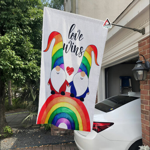 Love Wins Garden Flag, Rainbow Gnome LGBT Flag, Gay Pride Outdoor Decoration