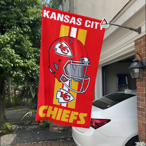 Kansas City Chiefs Helmet Vertical Flag, Chiefs NFL Outdoor Flag