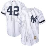 Mariano Rivera New York Yankees Mitchell & Ness Home 2000 Cooperstown Collection Authentic Jersey - White, Limited Replica Fan Edition