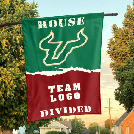 Bulls vs Custom Team House Divided Flag, NCAA House Flag