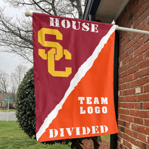 Trojans vs Custom Team House Divided Flag, NCAA Rivalry Flag Trojans vs Custom Team House Divided Flag, NCAA Rivalry Flag