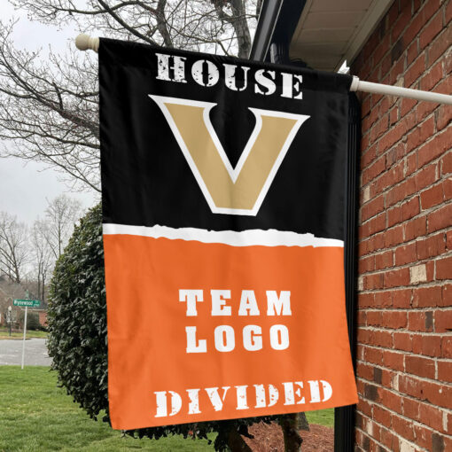 Commodores vs Custom Team House Divided Flag, Custom Spirit Flag