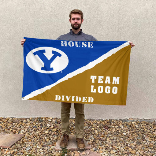 Cougars vs Custom Team House Divided Flag, NCAA Rivalry Flag Cougars vs Custom Team House Divided Flag, NCAA Rivalry Flag