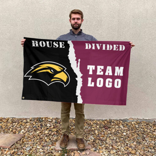 Southern Mississippi Golden Eagles vs Custom Team House Divided Flag, College Custom Flag