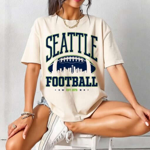 Seattle Football Vintage Style Seattle Seahawk Football Fan T-Shirt