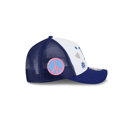 Los Angeles Dodgers Play White Kids M-Crown Embroidered A-Frame Trucker Hat