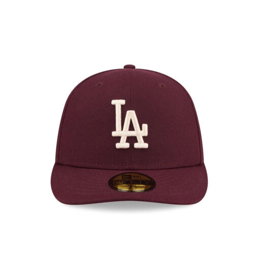 Los Angeles Dodgers Pre-Curved Fitted Cap in Maroon