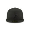 Atlanta Braves Blackout Core Fitted Cap in Black