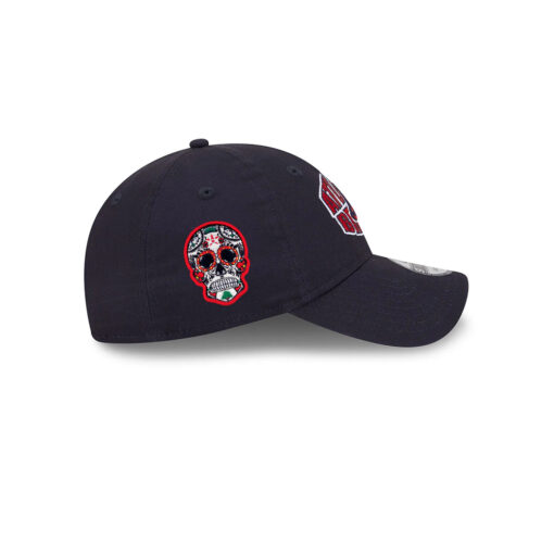 Atlanta Braves Classic Tone Adjustable Cap in Black