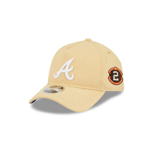 Atlanta Braves Core Snapback in Beige