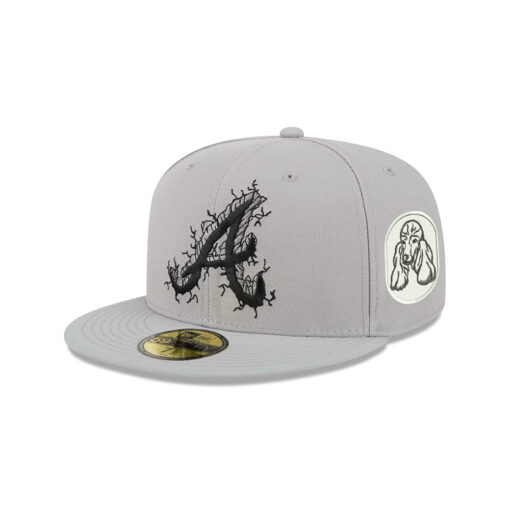Atlanta Braves Cracked Cement Fitted Cap in Gray