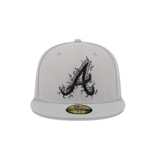 Atlanta Braves Cracked Cement Fitted Cap in Gray