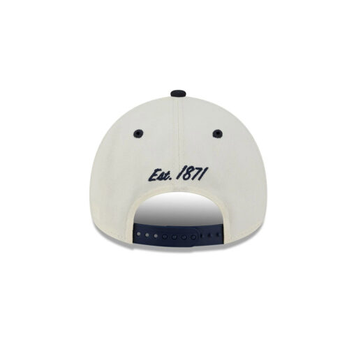 Atlanta Braves Curved Script A-Frame Snapback in Chrome White