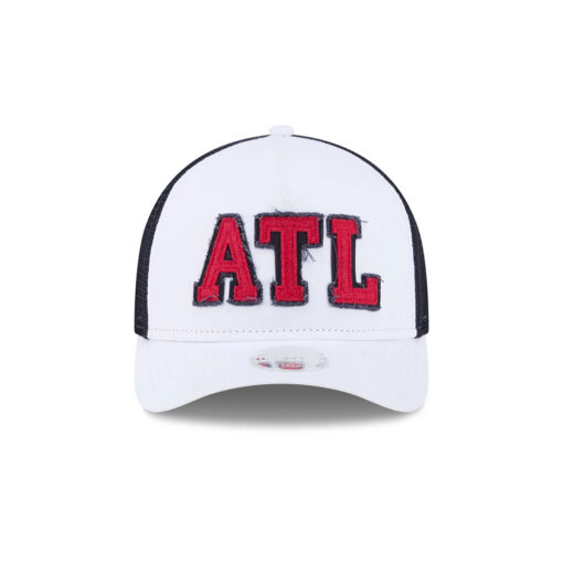 Atlanta Braves Felt Logo Women’s M-Crown Snapback in Optic White