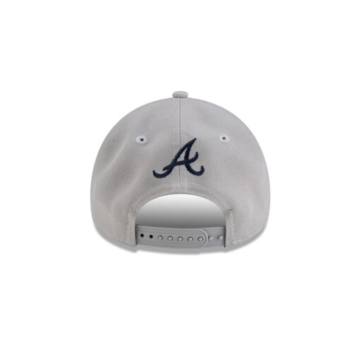 Atlanta Braves Japanese Script A-Frame Snapback in Gray