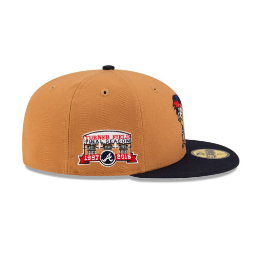 Atlanta Braves Mini Mascot Fitted Cap in Brown