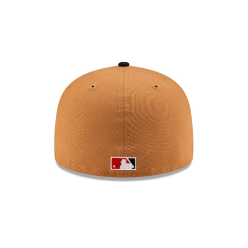 Atlanta Braves Mini Mascot Fitted Cap in Brown