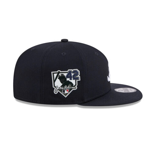 Atlanta Braves No. 42 Tribute Snapback in Black