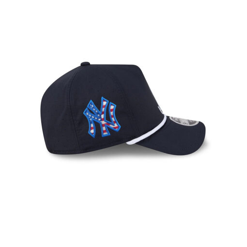 Atlanta Braves Performance Snapback in Black