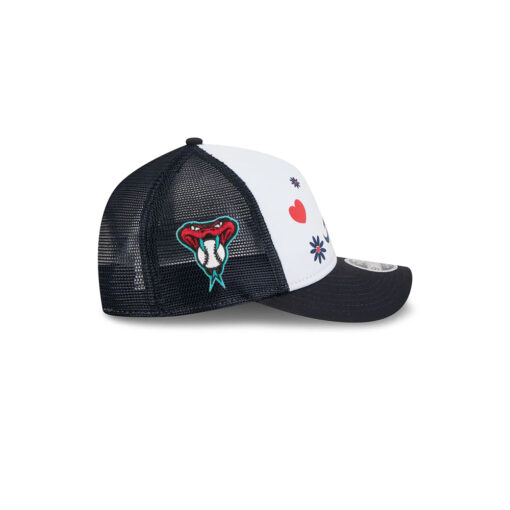 Atlanta Braves Play Mark M-Crown Snapback in White