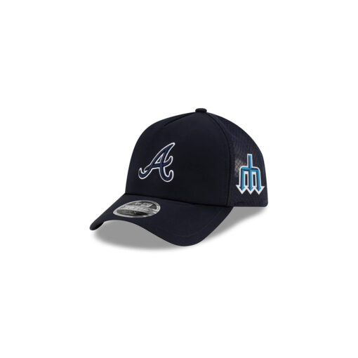 Atlanta Braves Practice Mesh Snapback in Black