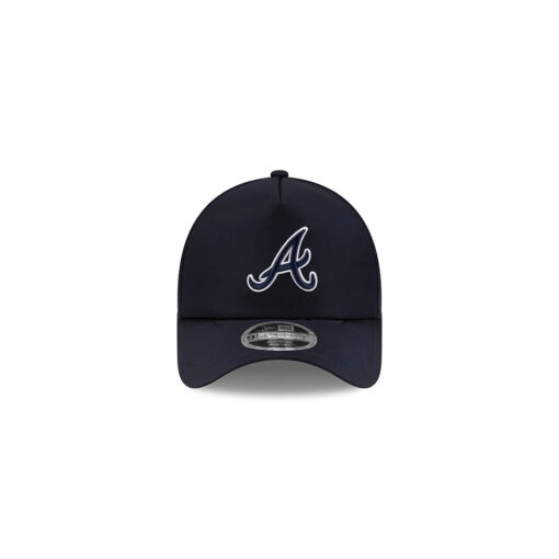 Atlanta Braves Practice Mesh Snapback in Black
