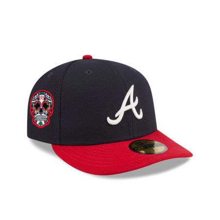 Atlanta Braves Pre-Curve Fitted Cap in Black Red