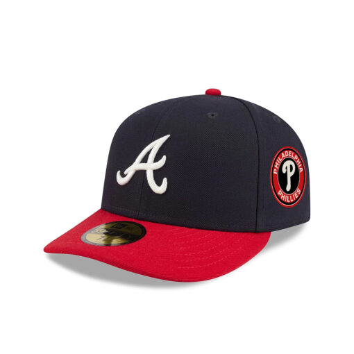 Atlanta Braves Pre-Curve Fitted Cap in Black Red