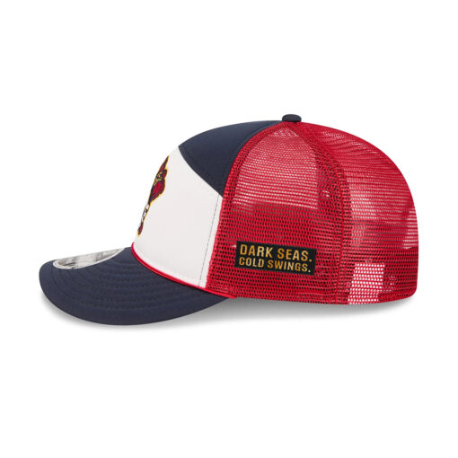 Atlanta Braves Split-Panel Mesh Snapback in White Red