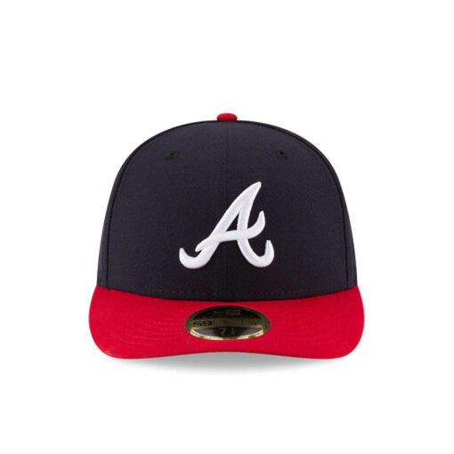 Atlanta Braves Team Core Low-Profile Fitted Cap in Black Red