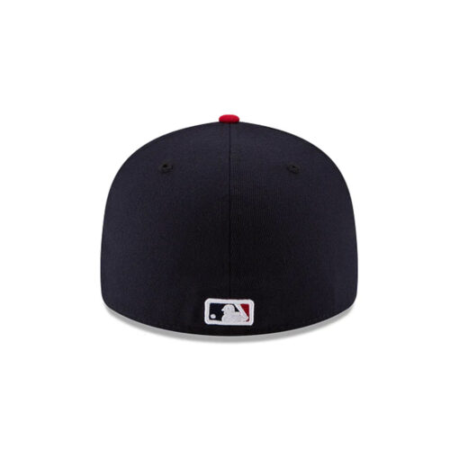 Atlanta Braves Team Core Low-Profile Fitted Cap in Black Red