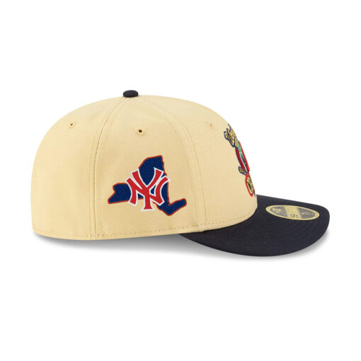 Atlanta Braves Trophy Patch Low-Profile Fitted Cap in Cream