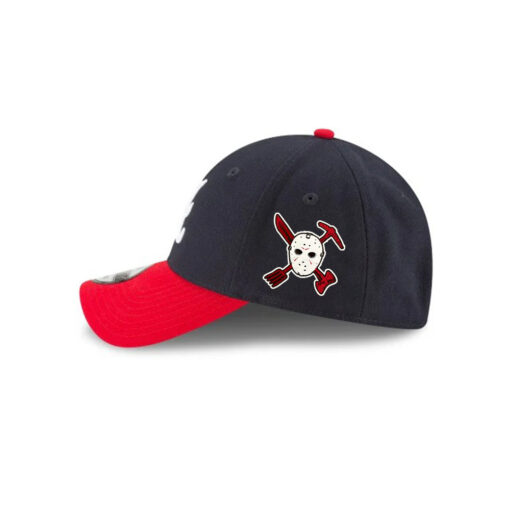 Atlanta Braves Two-Tone Adjustable Cap in Black Red