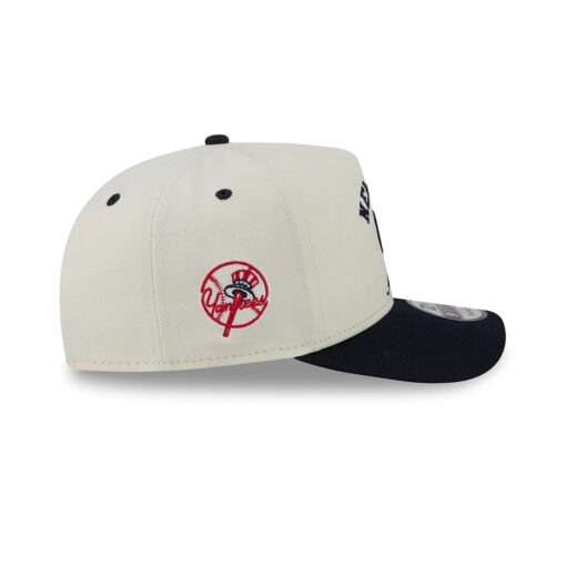 New York Yankees Heritage Arch A-Frame Snapback Cap in Chrome White