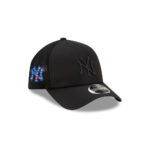 New York Yankees Practice-Day Mesh Trucker Cap in Black