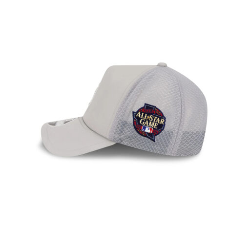 New York Yankees Practice-Day Mesh Trucker Cap in Gray