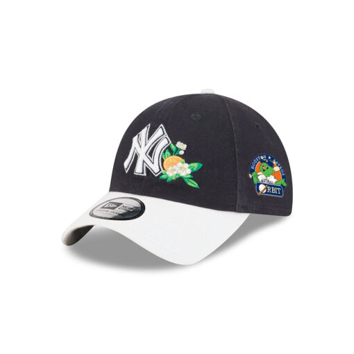 New York Yankees Spring Camp Floral Adjustable Cap