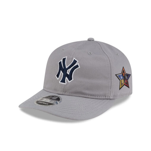 New York Yankees Streetwear Retro Crown Strapback Cap in Gray