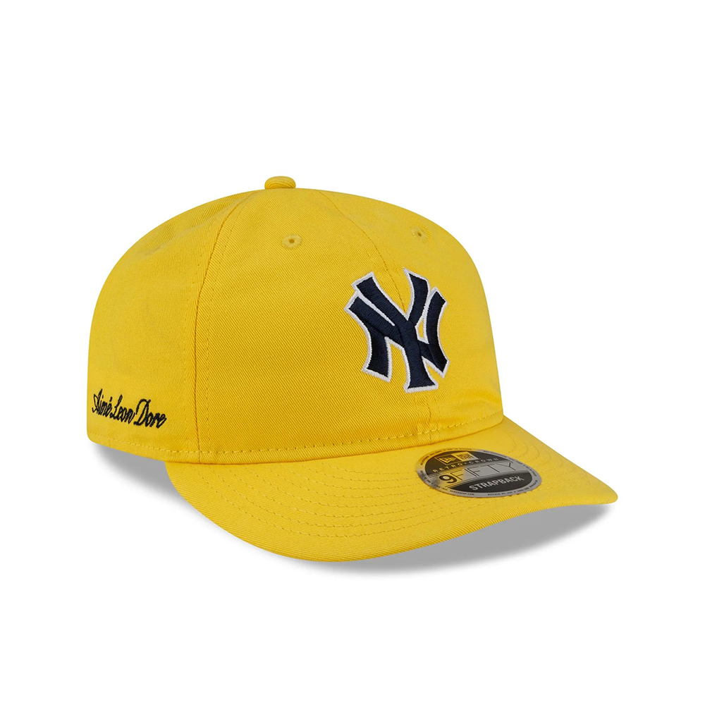 New York Yankees Streetwear Retro Crown Strapback Cap in Yellow New York Yankees Streetwear Retro Crown Strapback Cap in Yellow
