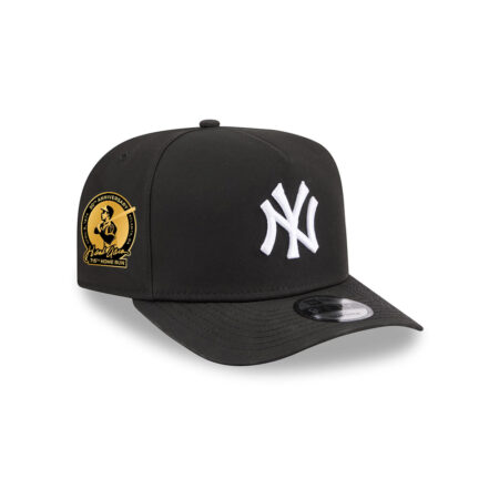 New York Yankees Waterproof Tech A-Frame Snapback Cap in Black