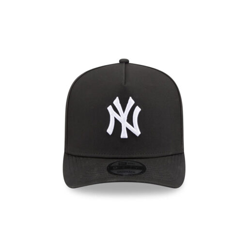 New York Yankees Waterproof Tech A-Frame Snapback Cap in Black