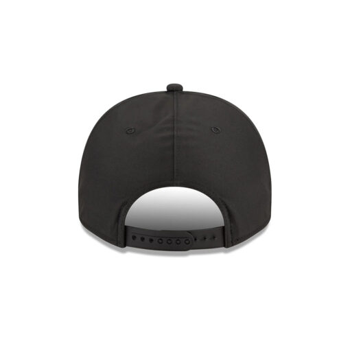 New York Yankees Waterproof Tech A-Frame Snapback Cap in Black