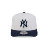 New York Yankees Waterproof Tech Stretch-Snap Cap in White 3 New York Yankees Waterproof Tech Stretch-Snap Cap in White