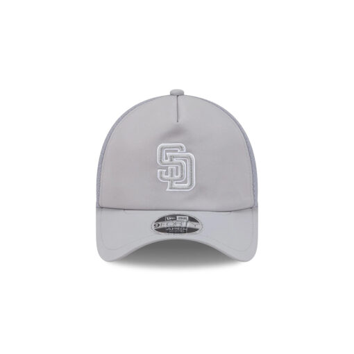San Diego Padres Practice Mesh Trucker Cap in Gray