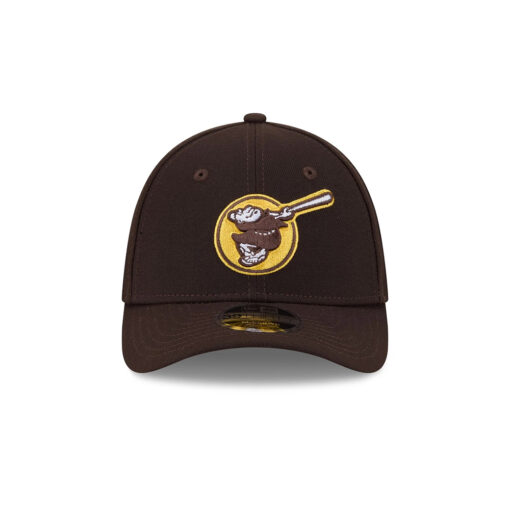 San Diego Padres Team Mascot M-Crown Stretch-Fit Cap in Brown