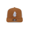 Chicago Cubs Bronze Alt Fan Trucker Cap in Khaki