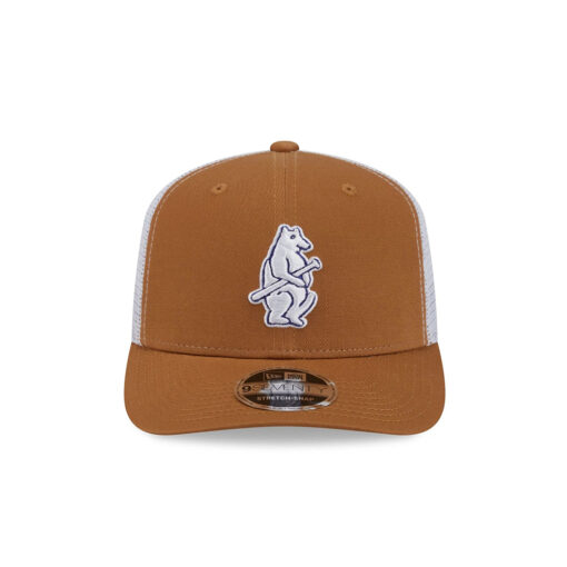 Chicago Cubs Bronze Alt Fan Trucker Cap in Khaki